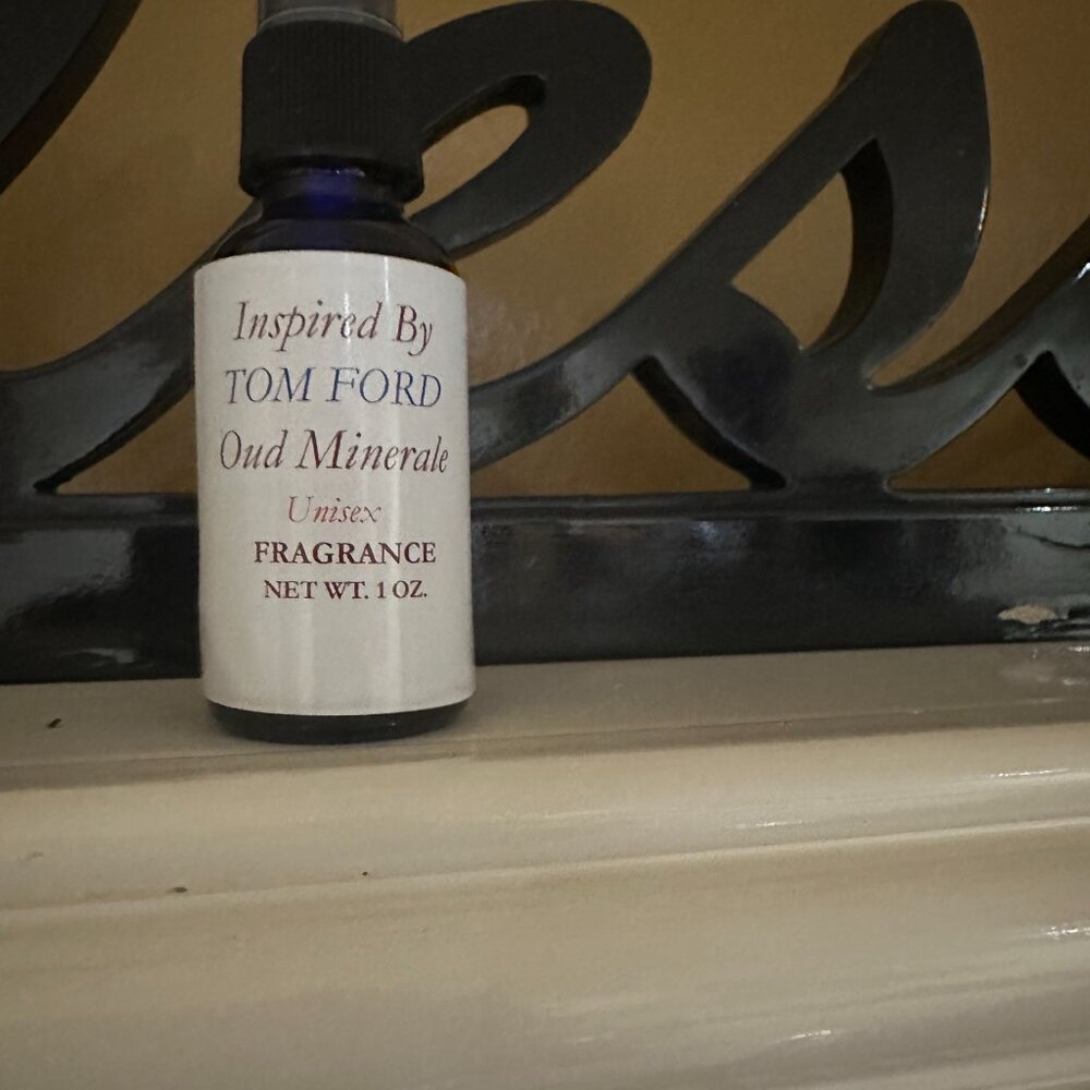 Pure Fragrance Oil  - TOM FORD Oud Minerale Type.UNISEX. 1oz Highly fragrant